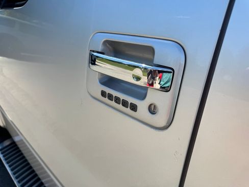 Used 2013 Ford F150 Lariat w/ Luxury Equipment Group AWD/4WD image 17