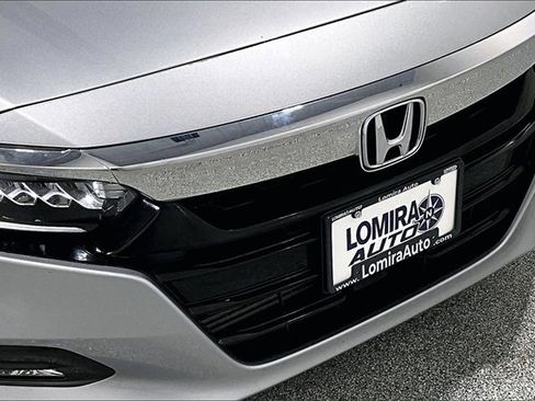 Used 2019 Honda Accord Touring image 34