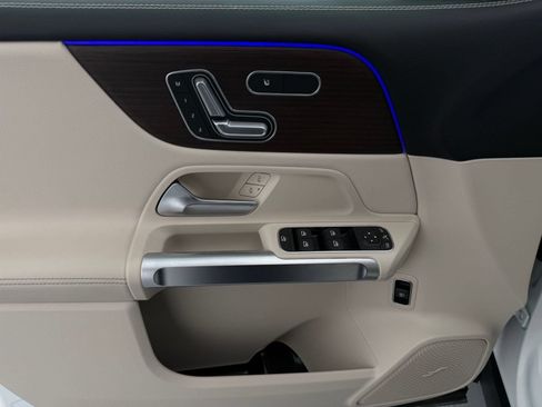 Certified 2026 Mercedes-Benz GLB 250 image 11