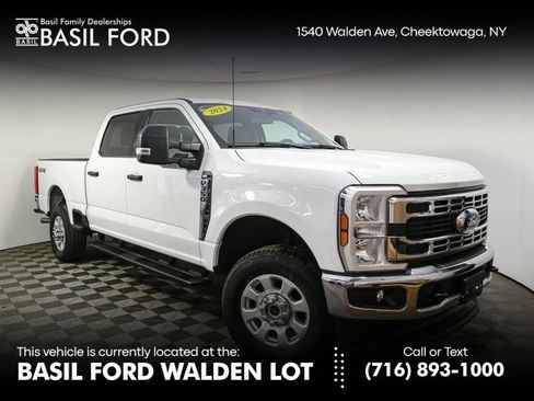 Used 2024 Ford F350 XLT image 1