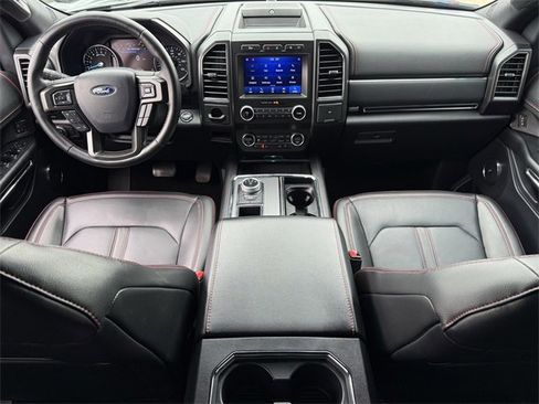Used 2021 Ford Expedition Limited image 11
