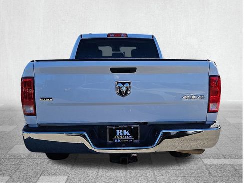 Used 2021 RAM 1500 Classic SLT image 5