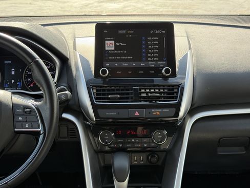 Used 2024 Mitsubishi Eclipse Cross SE image 28