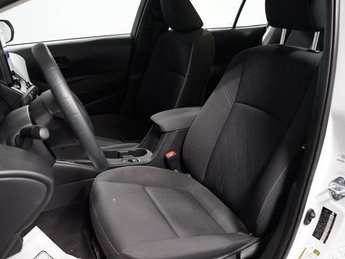 Certified 2025 Toyota Corolla LE FWD image 24