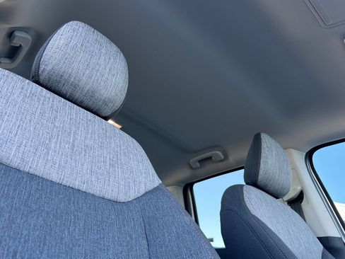 Used 2022 Ford Maverick XLT image 15