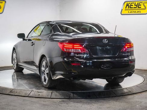 Used 2010 Lexus IS 250C image 2