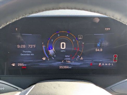 Used 2024 Chevrolet Traverse LT image 3