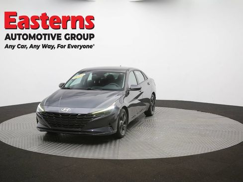 Used 2021 Hyundai Elantra SEL FWD image 53