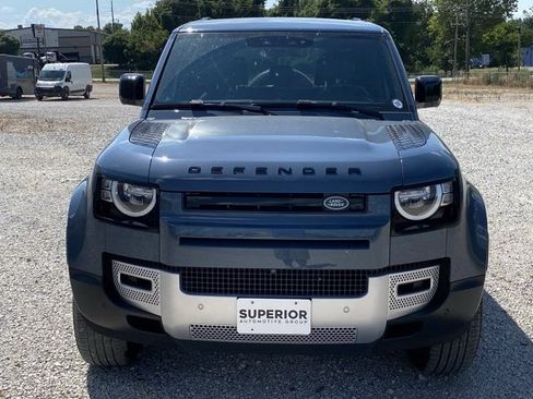 Used 2023 Land Rover Defender 110 S AWD/4WD image 10