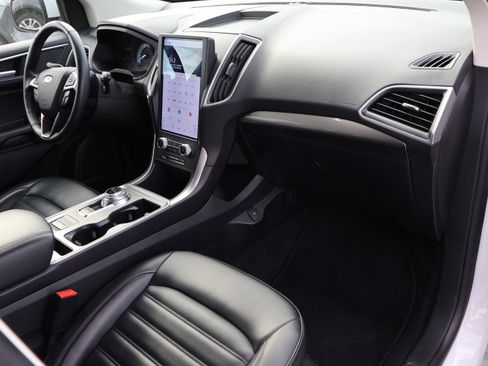 Used 2023 Ford Edge SEL image 10