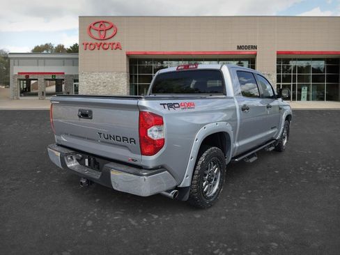 Used 2018 Toyota Tundra SR5 w/ TRD Off Road Package AWD/4WD image 5