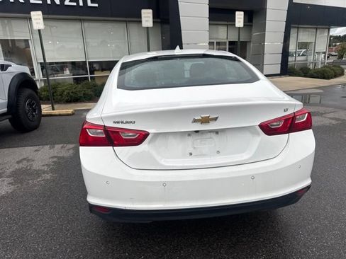 Used 2025 Chevrolet Malibu LT FWD image 4
