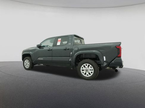 New 2025 Toyota Tacoma SR5 AWD/4WD image 19