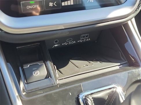 New 2025 Subaru Legacy Premium image 27