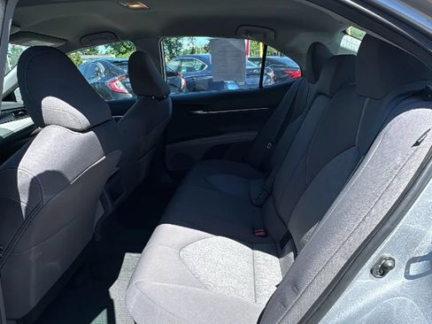 Used 2022 Toyota Camry LE FWD image 15