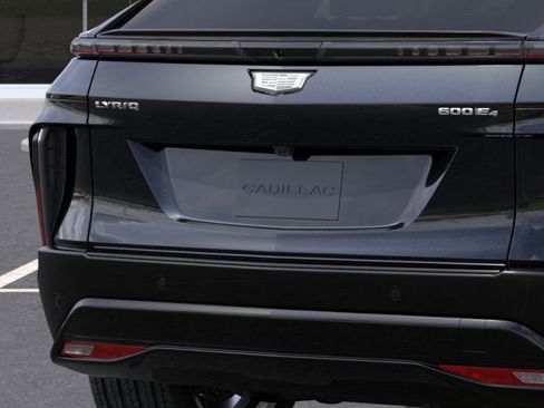 New 2025 Cadillac Lyriq Sport image 47