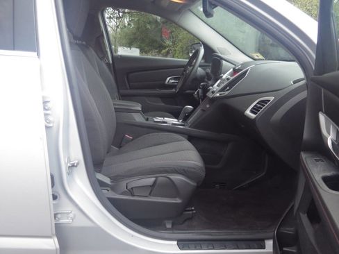 Used 2010 GMC Terrain SLE image 13