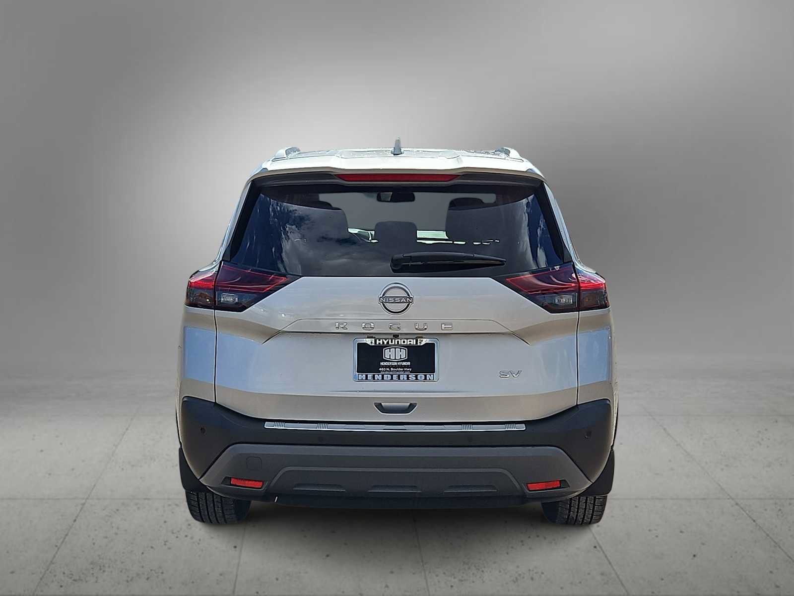 Used 2023 Nissan Rogue SV w/ SV Premium B Package FWD image 7