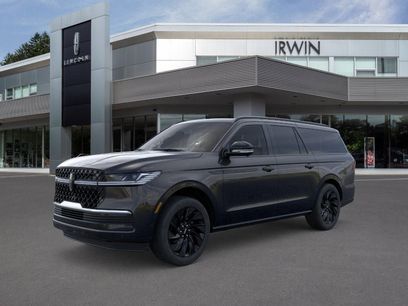 New 2025 Lincoln Navigator L Reserve w/ Jet Appearance Package