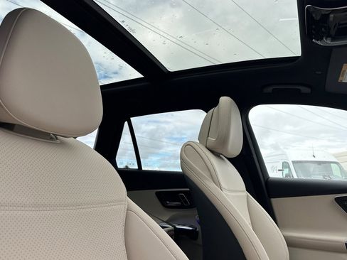 New 2026 Mercedes-Benz GLC 300 4MATIC image 17