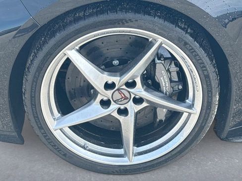 New 2025 Chevrolet Corvette E-Ray image 10