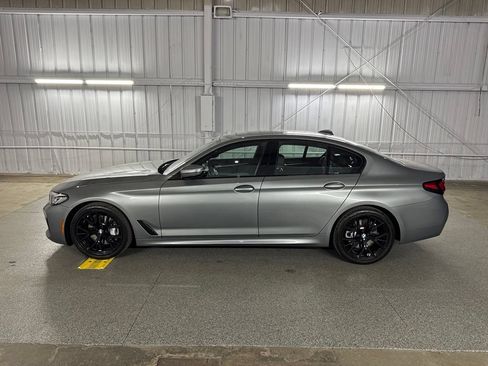 Used 2023 BMW 540i xDrive w/ M Sport Package AWD/4WD image 18