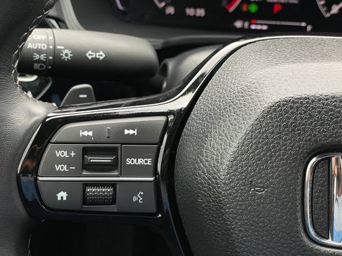 Certified 2025 Honda Civic Sport image 15