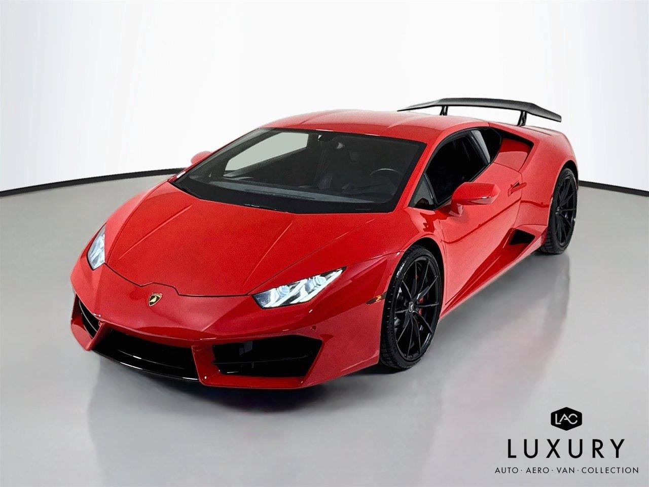 Used 2016 Lamborghini Huracan LP 580-2 RWD image 3
