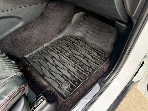 Used 2018 Jeep Grand Cherokee Trailhawk w/ Trailhawk Luxury Group image 20