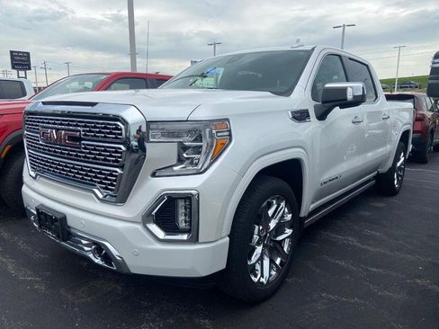 Used 2022 GMC Sierra 1500 Denali w/ Denali Premium Package AWD/4WD image 4