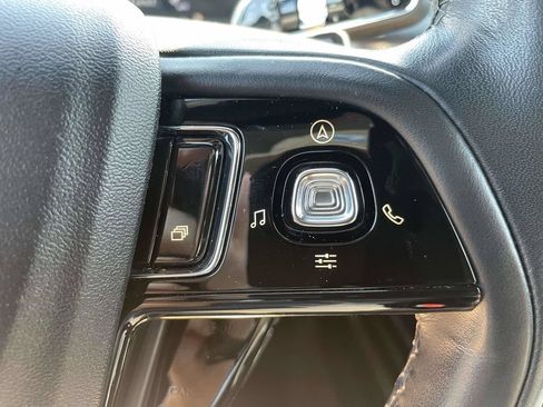 Used 2021 Lincoln Corsair AWD w/ Premium Package image 25