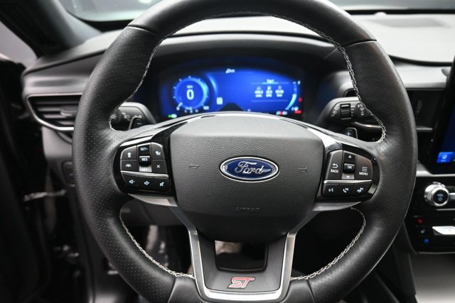 Used 2023 Ford Explorer ST w/ Equipment Group 401A AWD/4WD image 18