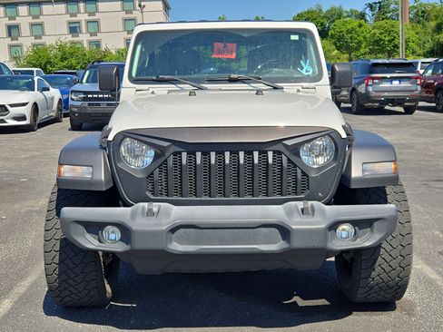 Used 2022 Jeep Wrangler Unlimited Sport AWD/4WD image 2