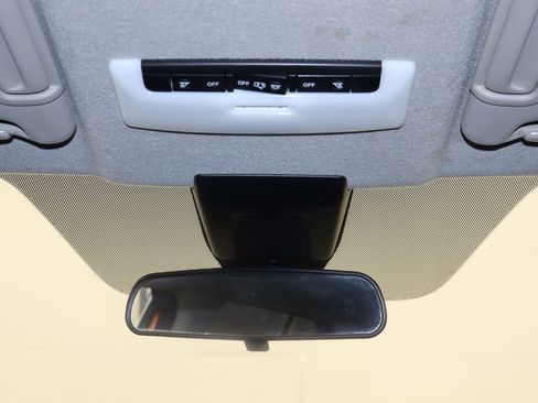 Used 2023 Nissan Kicks SV image 23