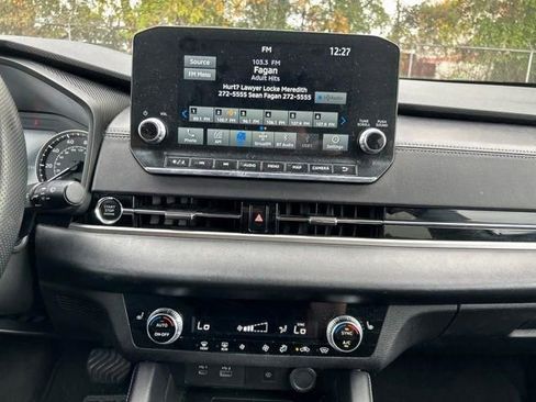 Used 2024 Mitsubishi Outlander SE image 29