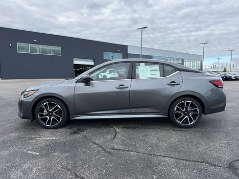 New 2025 Nissan Sentra SR w/ SR Premium Package image 6