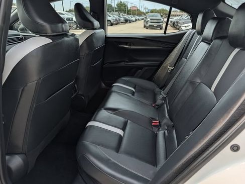 Used 2025 Toyota Camry SE FWD image 27