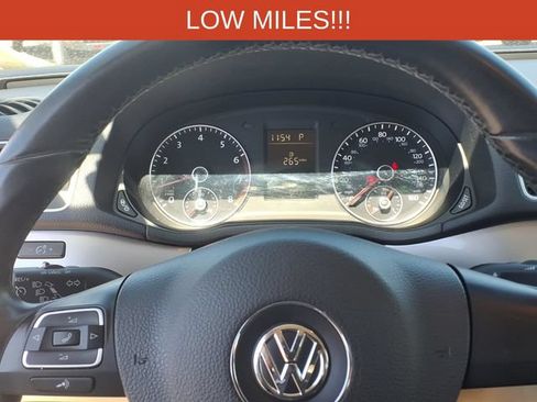 Used 2015 Volkswagen Passat 1.8T Limited Edition FWD image 20