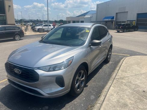 Used 2024 Ford Escape ST-Line w/ Tech Pack #1 AWD/4WD image 1