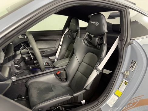 Used 2024 Porsche 911 GT3 RS RWD image 5