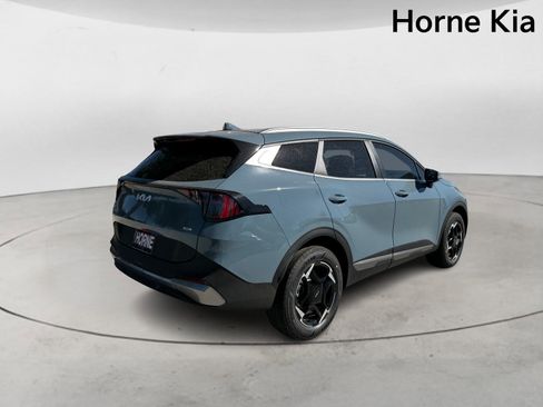 New 2026 Kia Sportage EX image 4