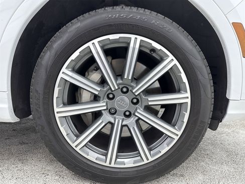 Used 2018 Audi Q7 3.0T Premium Plus w/ Premium Plus Package image 41