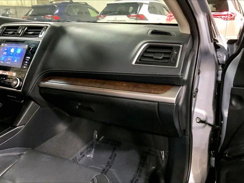 Used 2019 Subaru Outback 2.5i Limited image 19