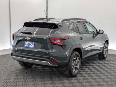 New 2026 Chevrolet Trax LT w/ Driver Confidence Package FWD image 6