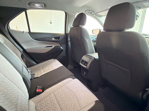 Used 2023 Chevrolet Equinox LS w/ LS Convenience Package FWD image 28