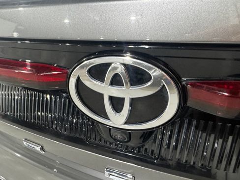 Used 2023 Toyota Crown XLE image 30