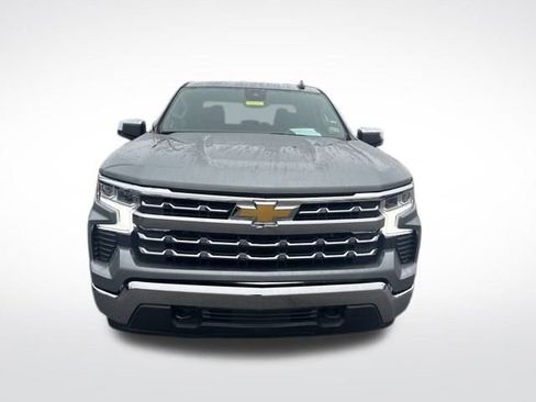 Used 2025 Chevrolet Silverado 1500 LT image 9