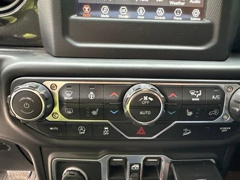 Used 2019 Jeep Wrangler Unlimited Sport AWD/4WD image 14