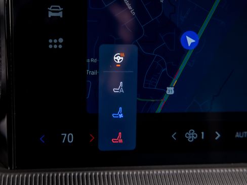 Used 2025 Ford Explorer ST image 11