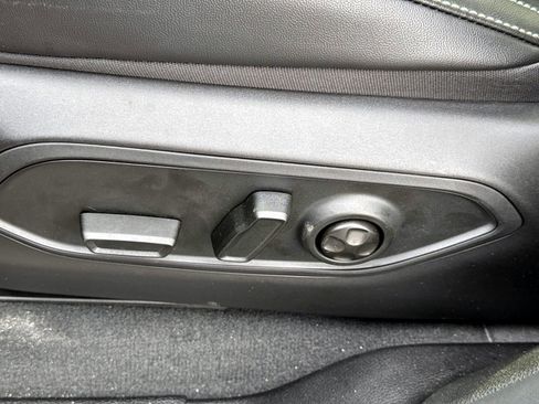 New 2026 Jeep Grand Cherokee L Limited w/ Limited Altitude Package image 13